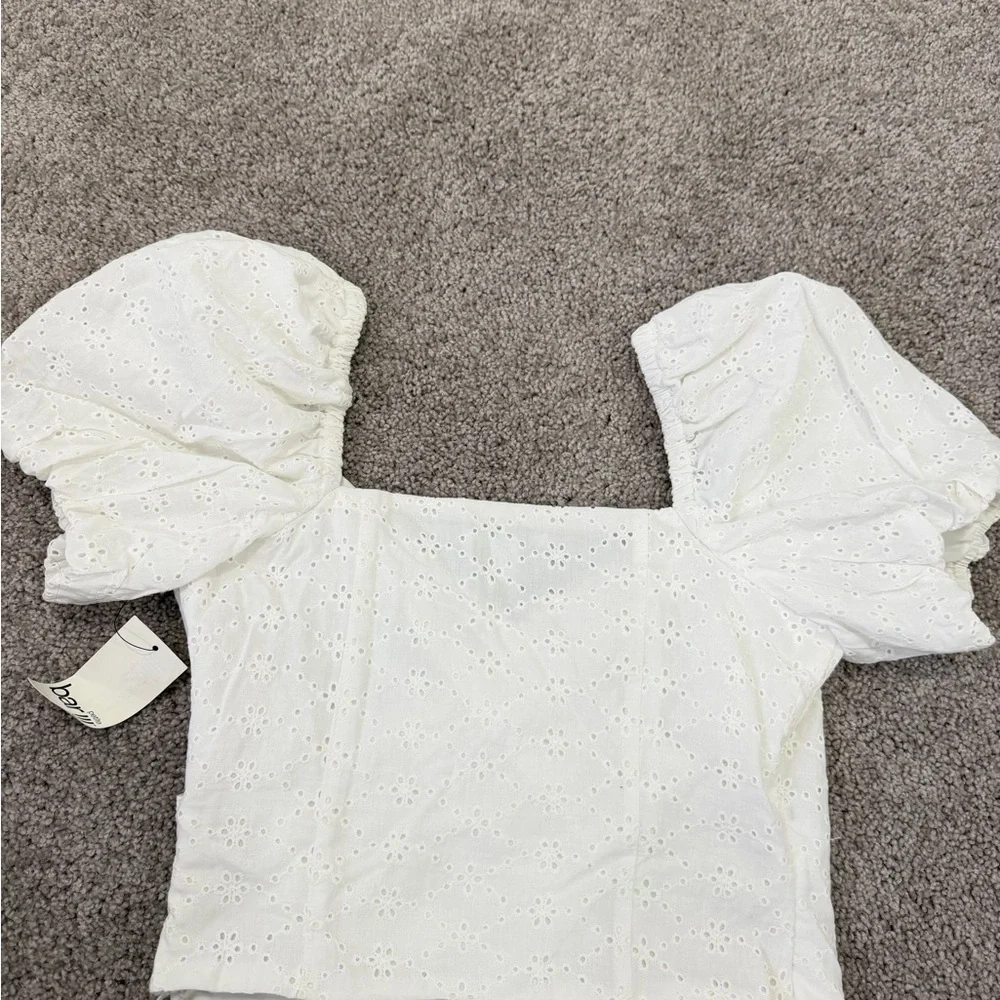 Bar 111 white Puff Sleeve Eyelet Blouse xs NWT